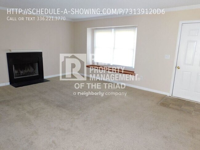 Building Photo - 404 Mount Olive Dr