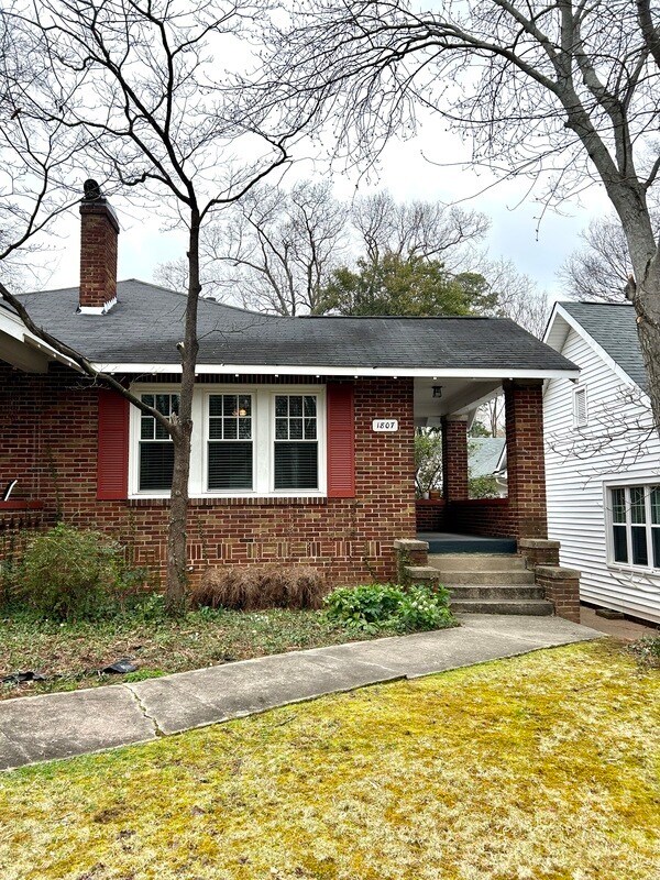 Primary Photo - 1807 Chestnut Ave