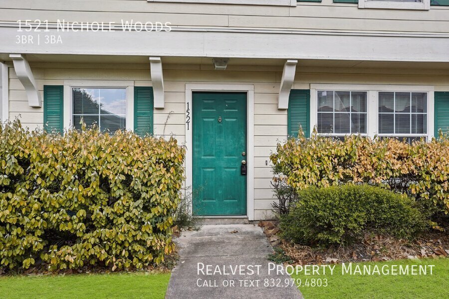 Foto principal - 1521 Nichole Woods Dr