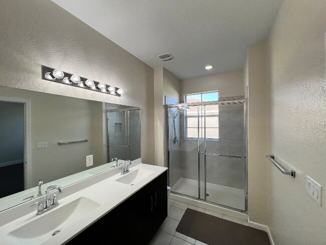 Foto del edificio - 1447 SE 24th Ave