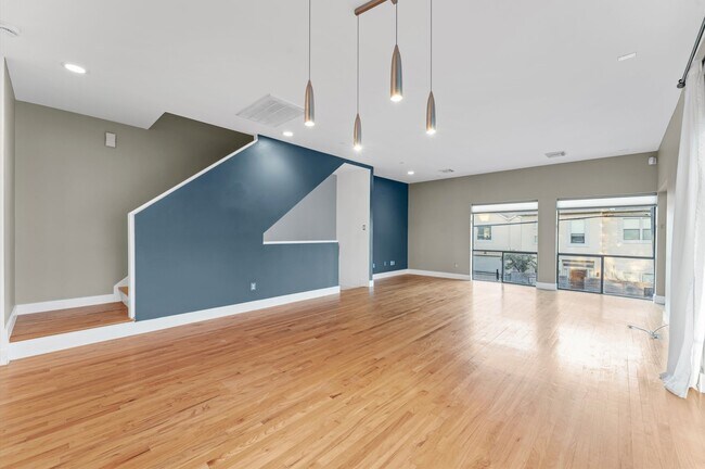 Foto del edificio - 4302 Spencer St