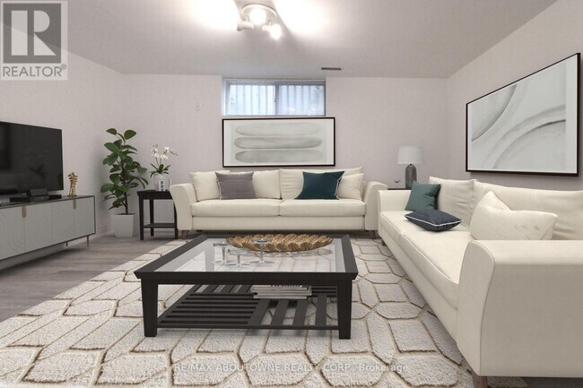 Photo du bâtiment - 34 Glenmanor Dr