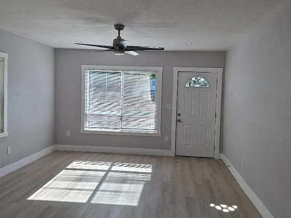 Foto del edificio - Fully Renovated Duplex in Tahoe Park