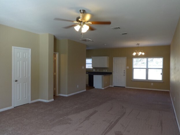 Foto del edificio - 4615 Trinity River Ct