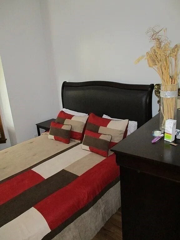 Building Photo - 32 Summer St