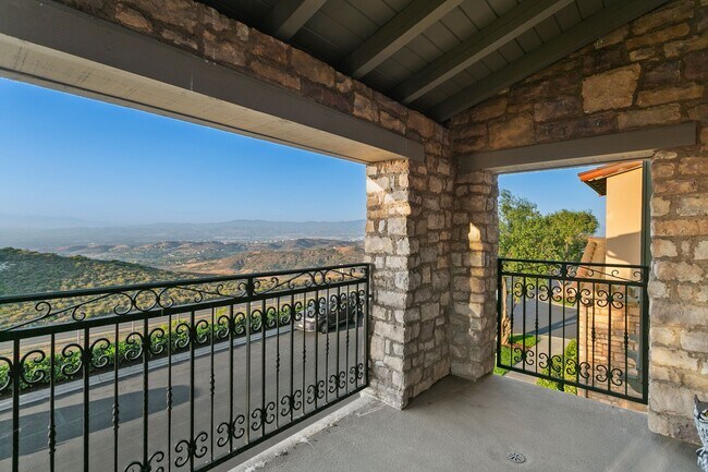 Building Photo - Newport Coast, Ocean View Home
