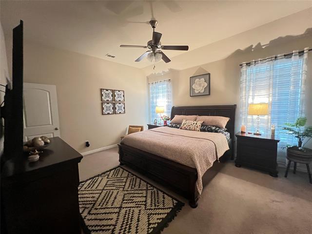 Building Photo - 916 Sundrop Dr