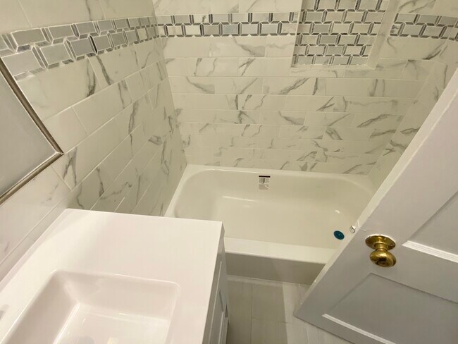 Foto del edificio - 500 Commonwealth Ave