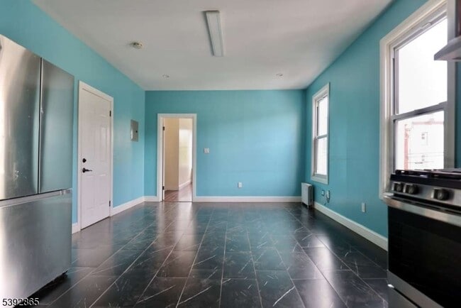 Foto del edificio - 255 Magnolia Ave