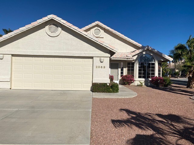 Primary Photo - 2069 E Los Lagos Dr