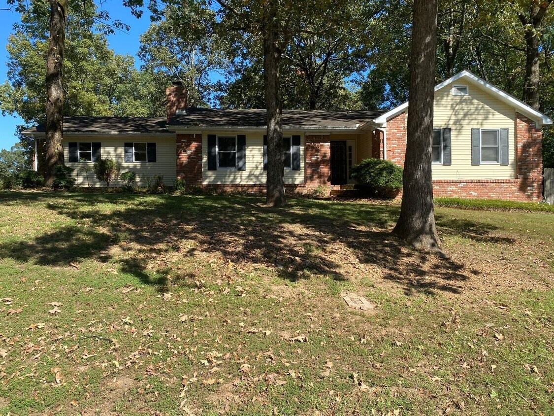 Primary Photo - 3 bed 2 bath in Valley View