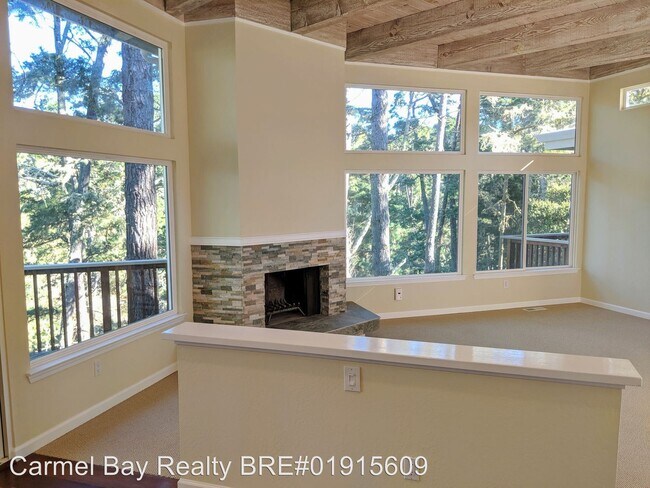 Building Photo - 3 br, 2 bath House - 24900 Pine Hills Drive