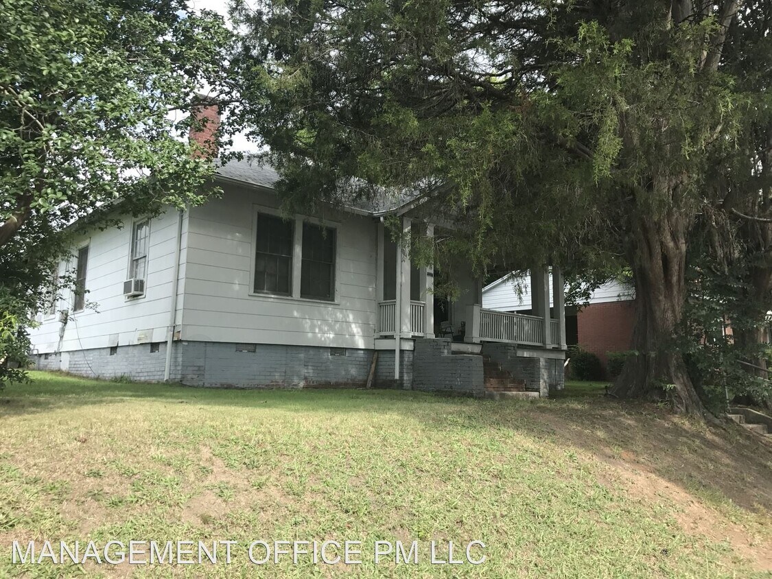 2 br, 1 bath House 107 S Dalton House Rental in Gastonia, NC