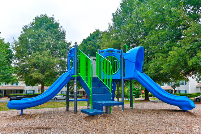 playground - Parkview Apartments