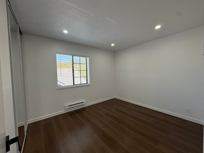 Foto del edificio - West End Villas