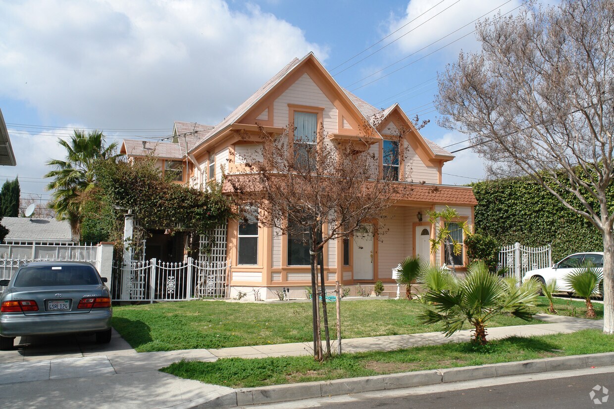 Foto del edificio - 313 Lafayette St