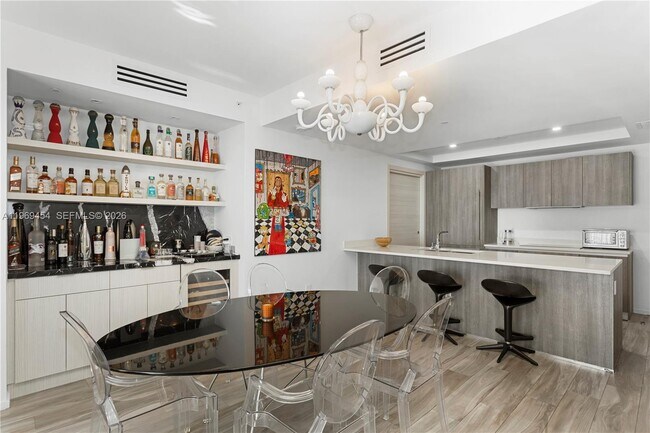 Foto del edificio - 801 S Miami Ave