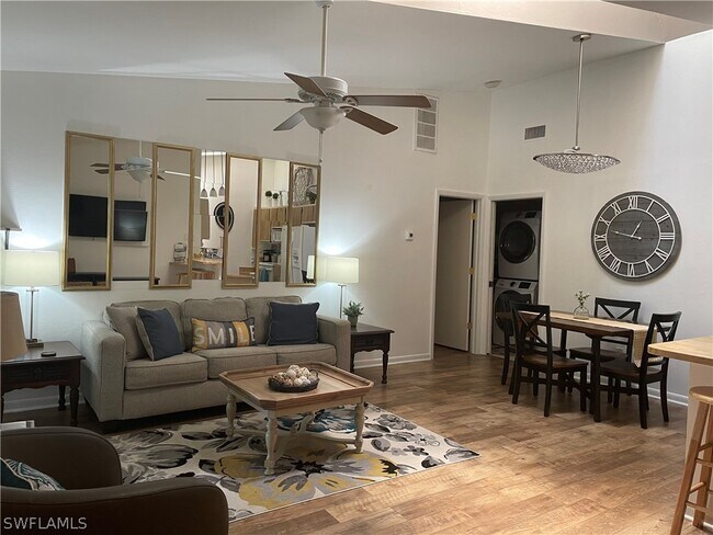 Foto del edificio - 1433 SW 51st Ln