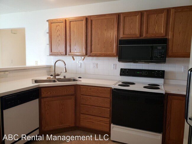 Building Photo - 6109 Birchwood Ln