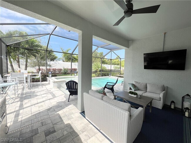 Foto del edificio - 28242 Seasons Tide Ave