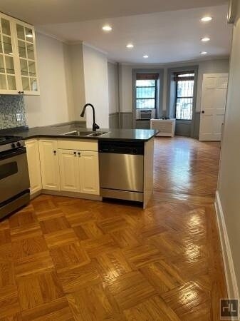 Primary Photo - 520A 9 STREET