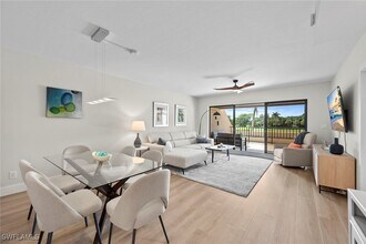 Building Photo - 6360 Pelican Bay Blvd