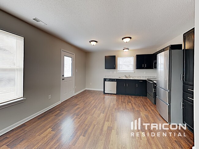 Foto del edificio - 1619 Prairieview Ln