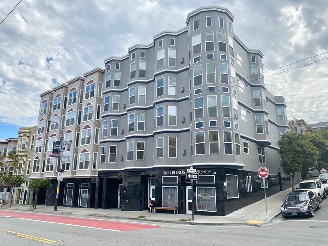 Building Photo - 3165 Mission St