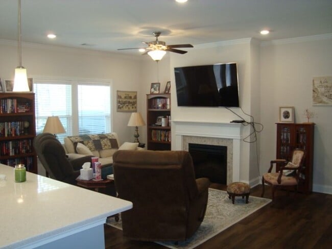 Building Photo - 5124 Sumter Ct