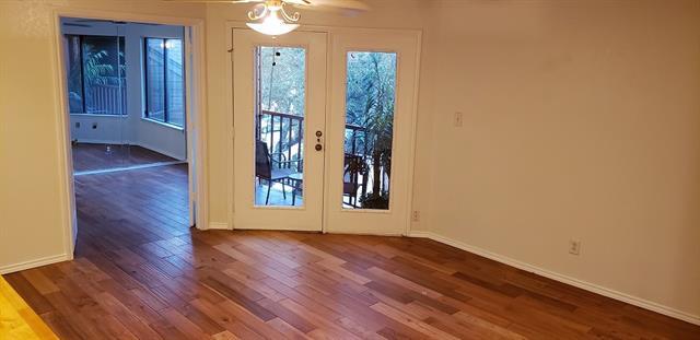 Building Photo - 2311 Balsam Dr
