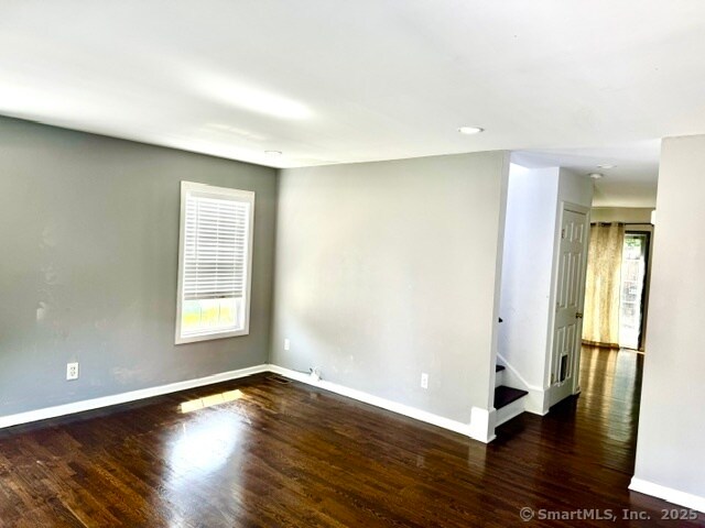 Building Photo - 20 Rockmore Pl