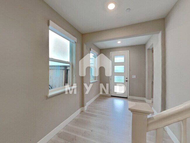 Building Photo - 2901 Blue Teal Walk