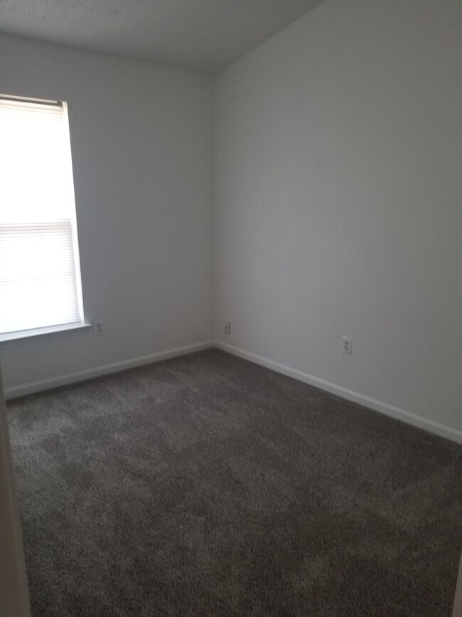 3rd room - 600 Cider Press Loop