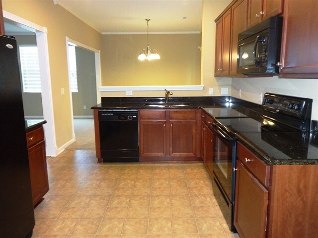 Foto del edificio - 4828 Pitkin Ave