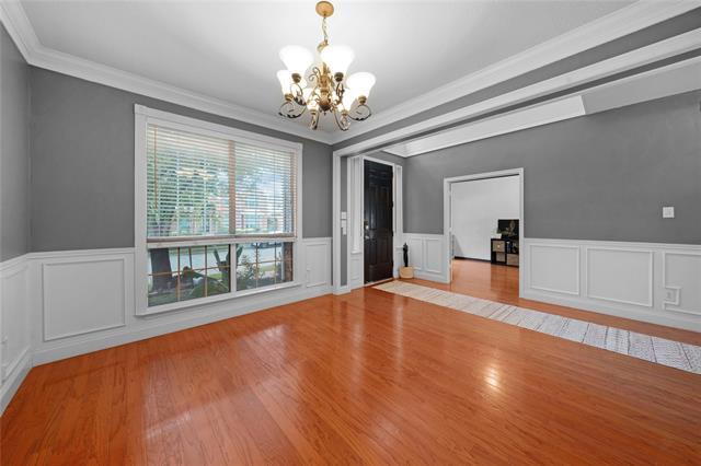 Foto del edificio - 9204 Sterling Gate Dr