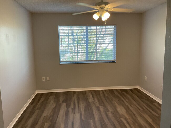 Building Photo - Grand Isles - Southwind