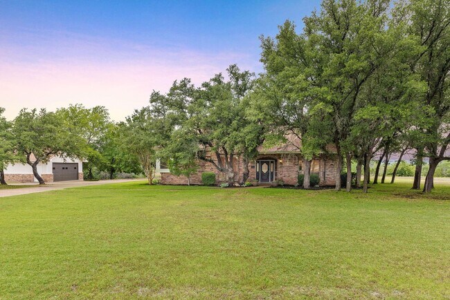 Foto del edificio - Unlike Anything You’ve Seen! 1.5-Acre Estate in Aledo ISD