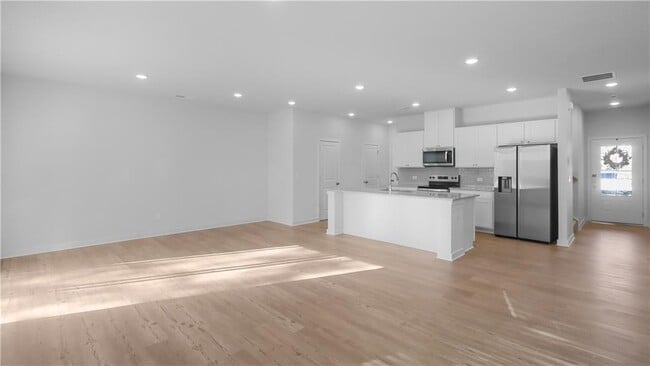 Building Photo - 2030 Underwood Dr
