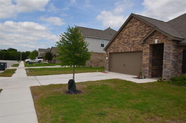Building Photo - 1187 Amy Dr
