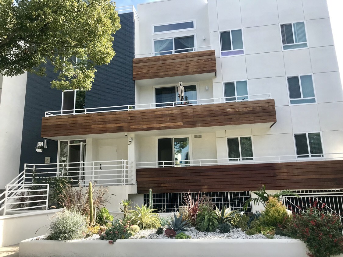 Foto del edificio - 340 N Kenwood St