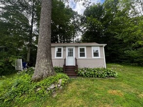 Building Photo - 102 Lake Rd