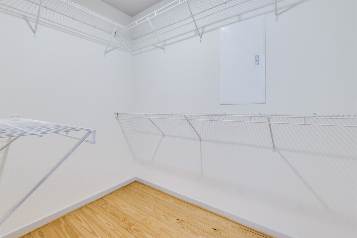 Foto principal - 2605 Calumet St