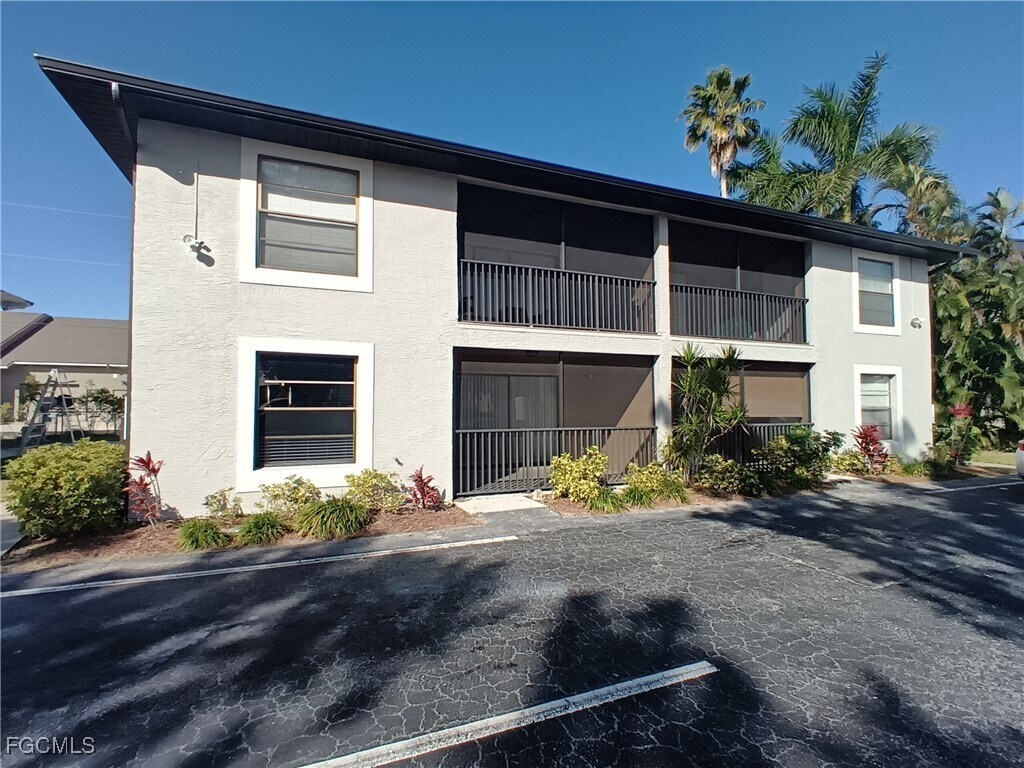 Primary Photo - 4436 Orchid Blvd
