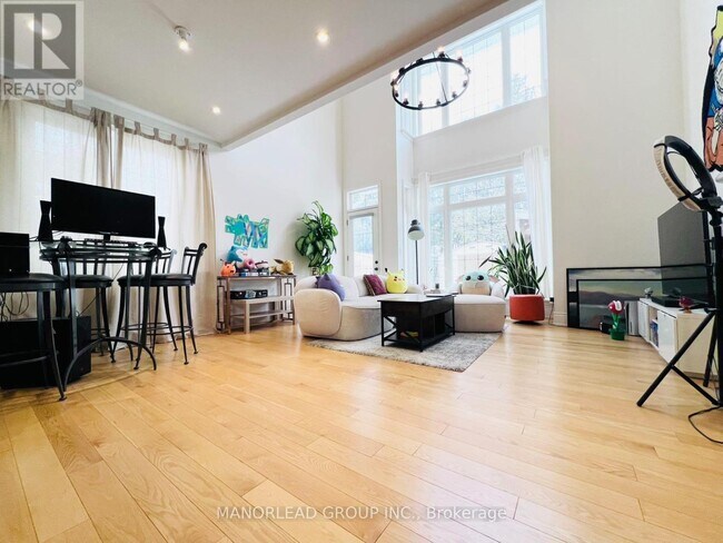 Building Photo - 11 Glentworth Rd