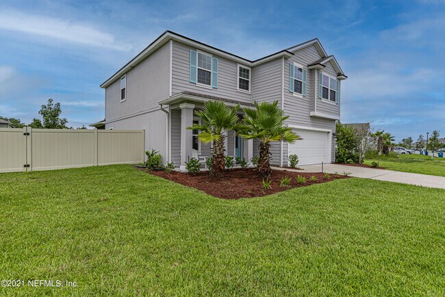 Building Photo - 15734 Whitebark Dr