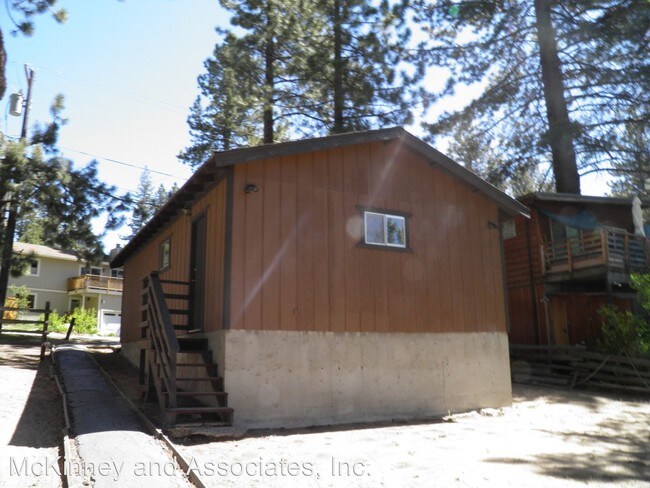 Building Photo - 3 br, 2 bath House - 648 El Dorado Av.