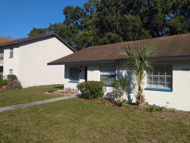Building Photo - 14323 Lucerne Dr