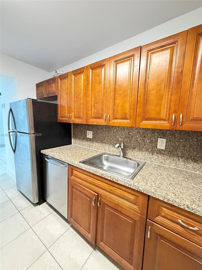 Foto del edificio - 8200 SW 210th St