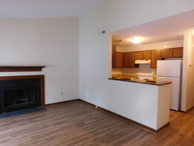 Foto del edificio - 1527 College Way