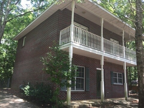 Foto del edificio - Residential House Available Soon!